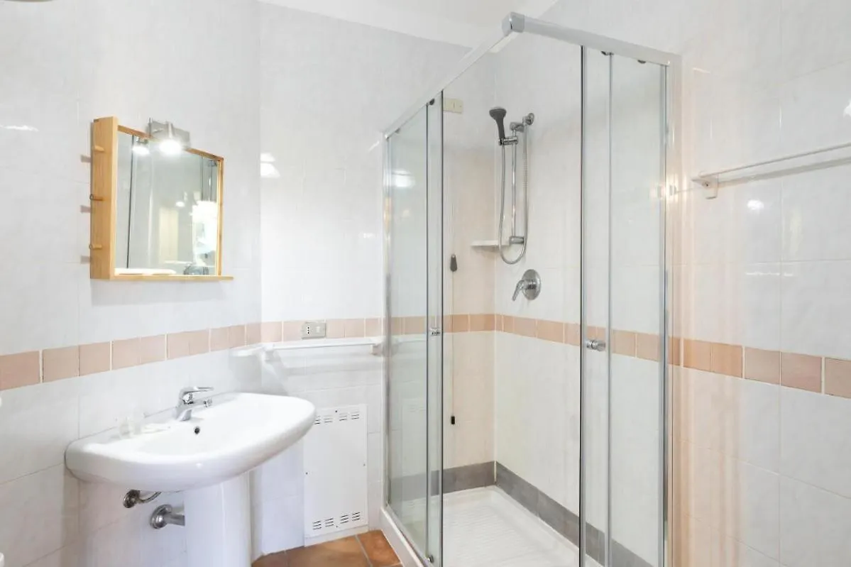 Apartment Quaint Residence I Mirti Bianchi 1 Bedroom Sleeps 4 Bilo 4 Santa Teresa Gallura Italy