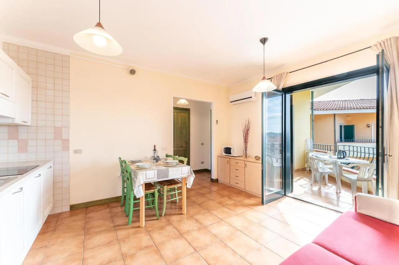 Quaint Residence I Mirti Bianchi 1 Bedroom Sleeps 4 Bilo 4 Santa Teresa Gallura Apartment