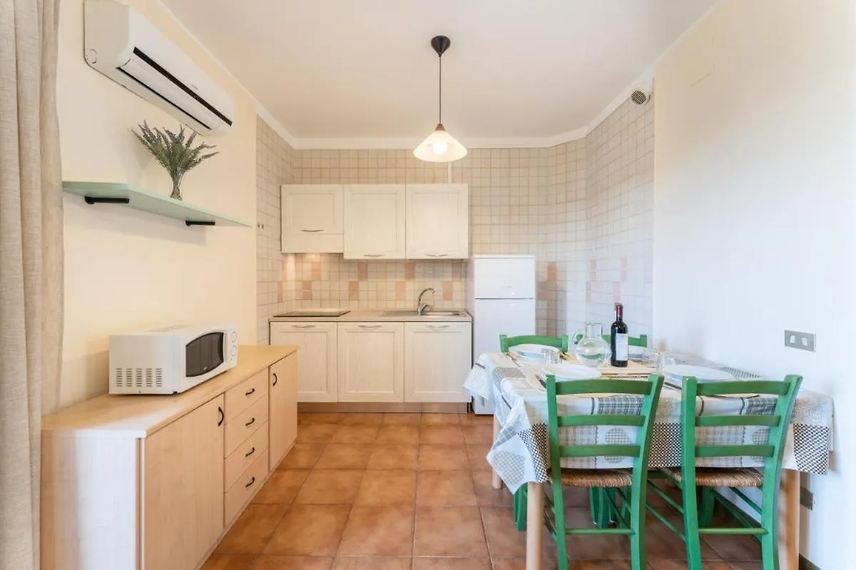 Quaint Residence I Mirti Bianchi 1 Bedroom Sleeps 4 Bilo 4 Santa Teresa Gallura